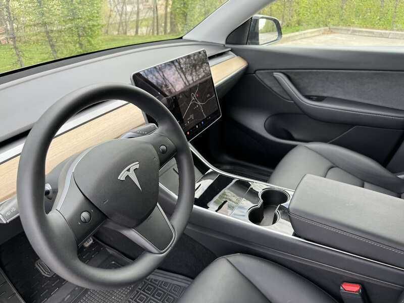 Tesla Model Y 2020 Long Range 75 kWh Dual Motor AWD