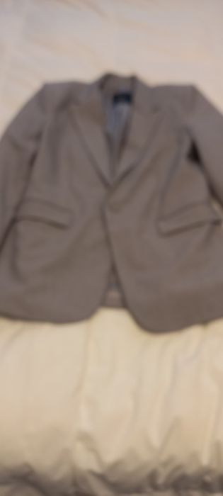 Blazer cinza claro "Mango"