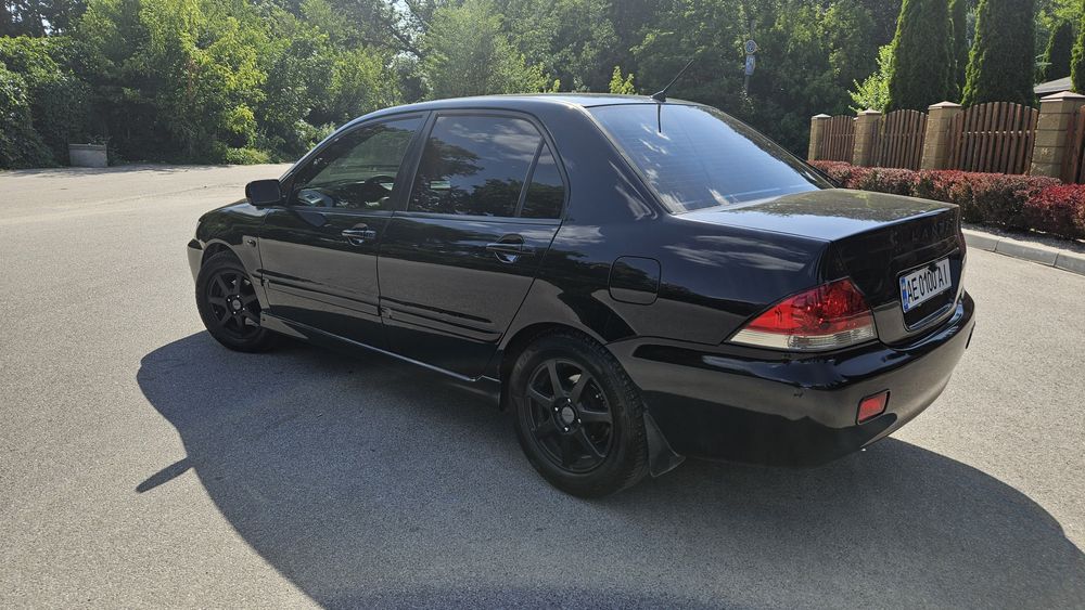 Mitsubishi Lancer IX 9