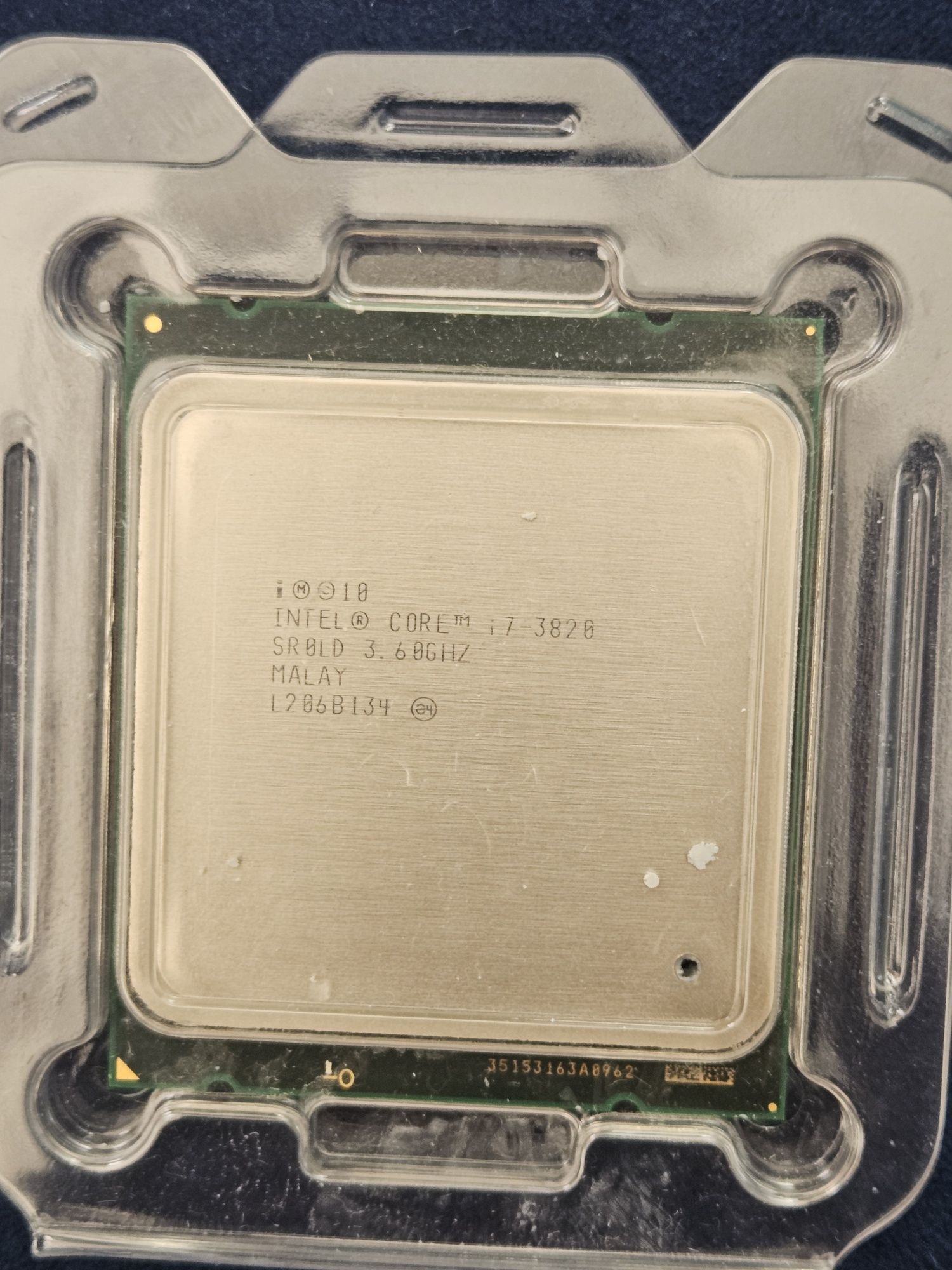 Procesor Intel Core i7-3820
