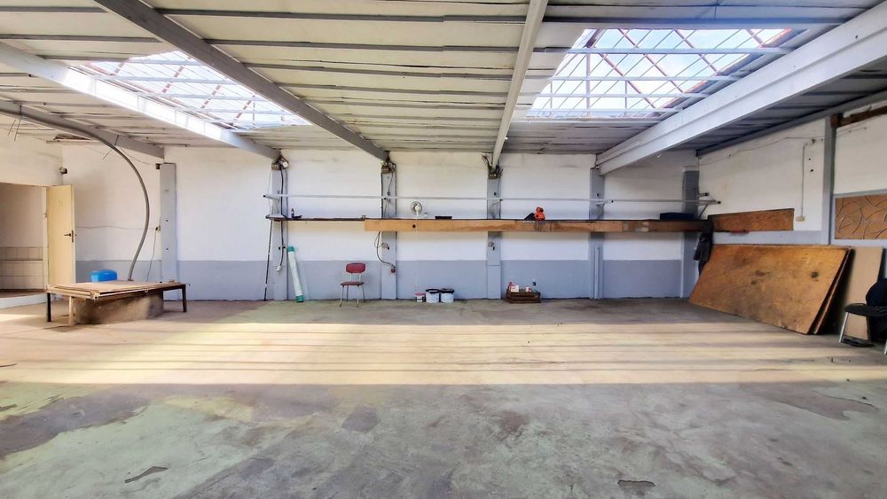 Górna - do wynajęcia magazyn / warsztat 265 m2 ul. Pabianicka