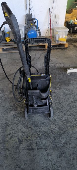 Máquina de pressão l Karcher K4