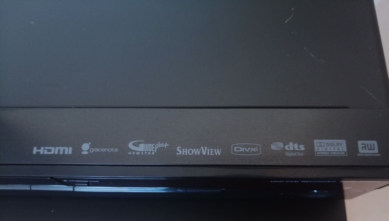 DVD HDD рекордер Pioneer DVR-560H