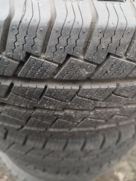 Продам зимову резинку з дисками195/65-R16C