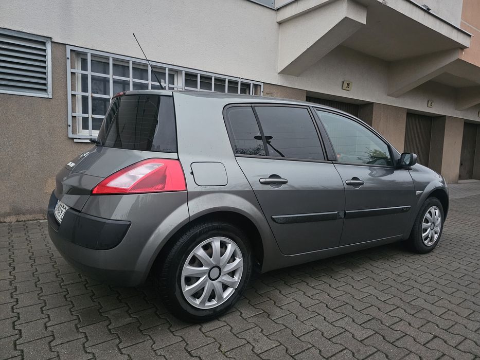 Renault Megane 1.4 16V Zadbana 5 Drzwi Klimatronic