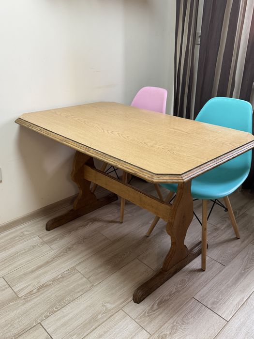 Стіл обідній кухонний деревʼяний