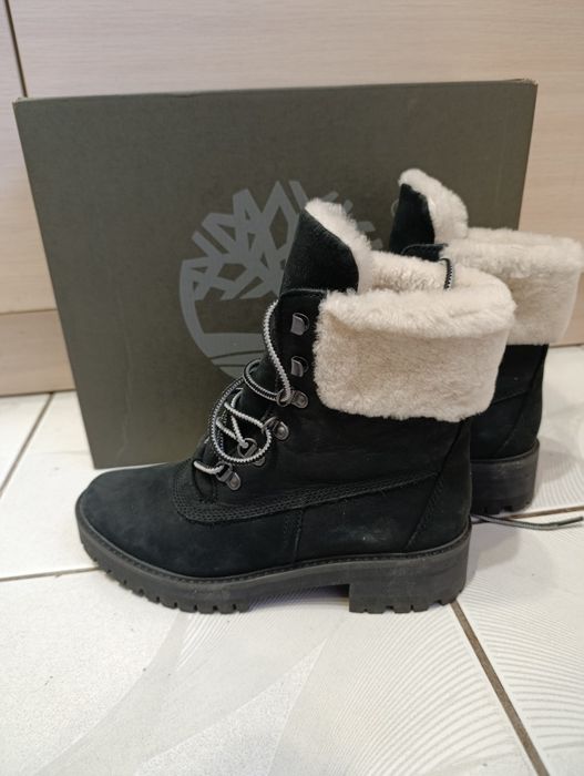 Kozaki damskie czarne Timberland z futerkiem