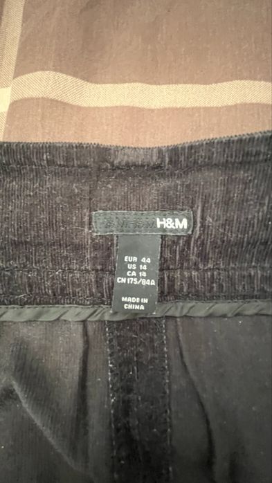 Pack 2 saias pretas H&M tamanho 44 em ótimo estado