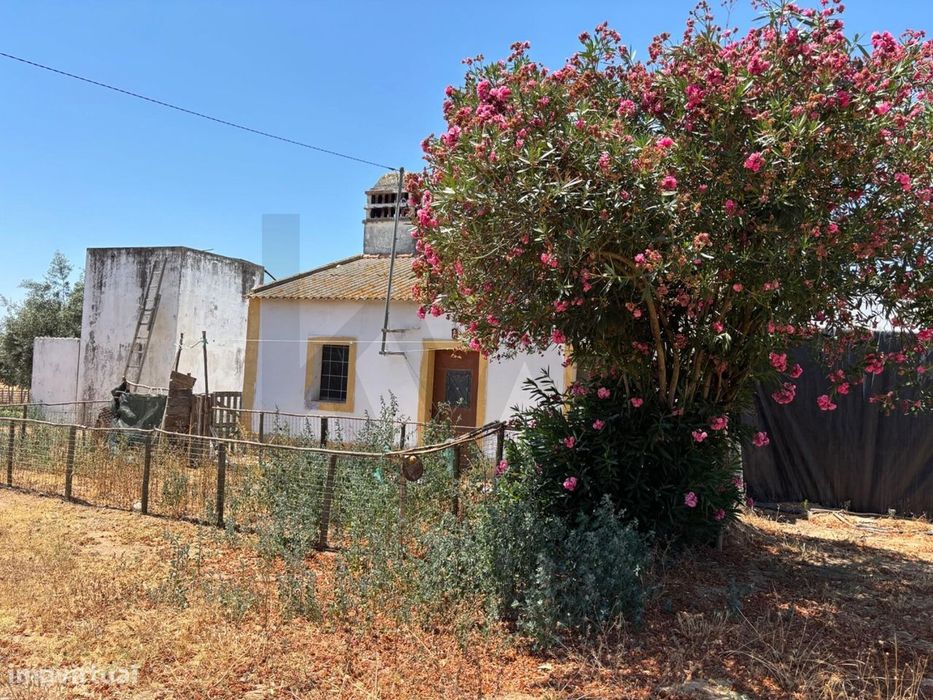 Terreno de 8 hectares em Ermidas do Sado, Santiago do Cacém