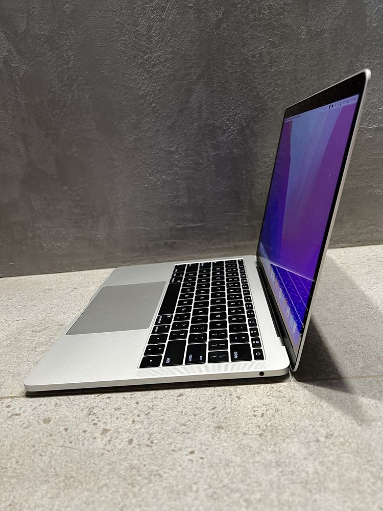 Apple Macbook Pro 13’ 2016 Silver Срібний intel i5 8gb 256gb SSD A1708