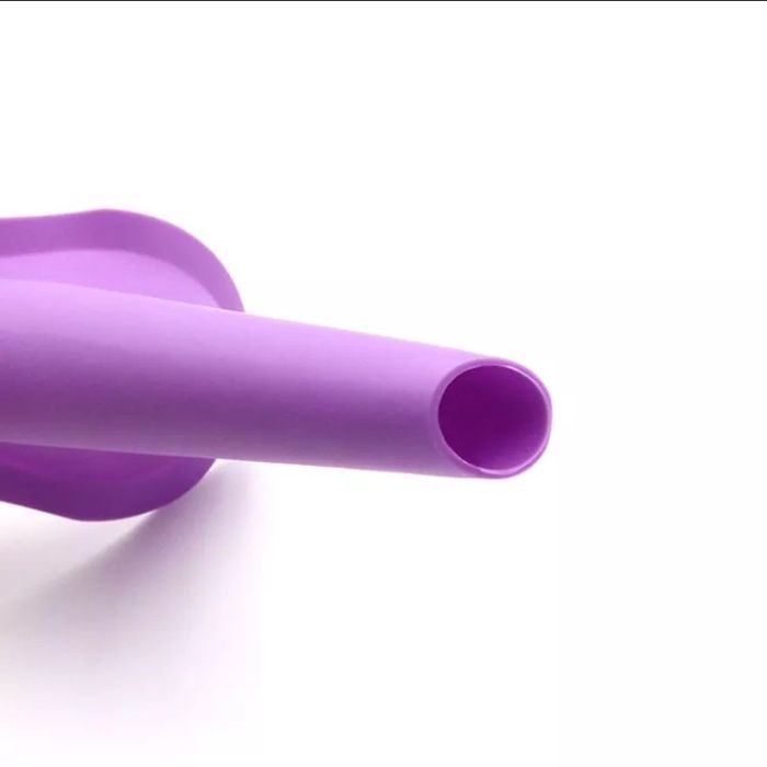 Urinol em Silicone para Mulher