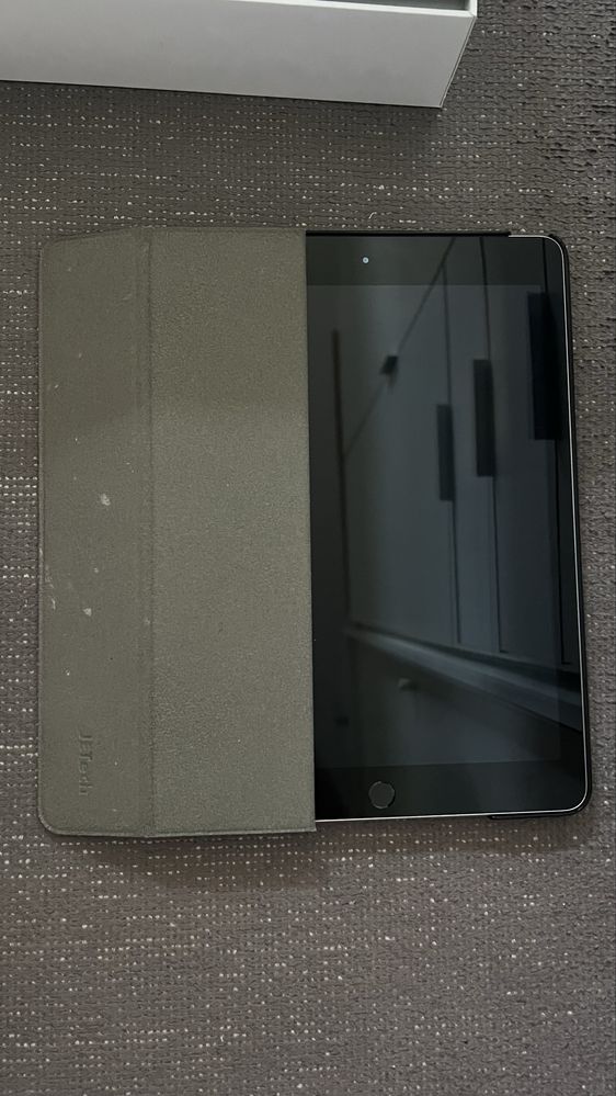IPAD 16.6 ( 6 Geração ) 32GB