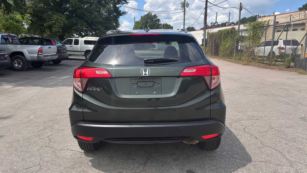Honda HR-V      2017