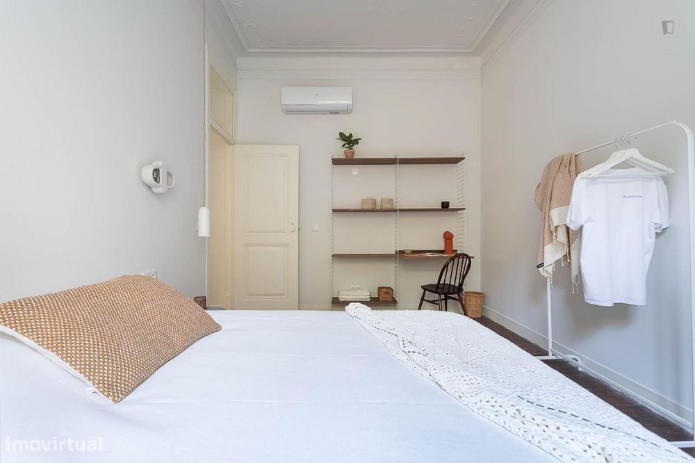 748088 - Quarto com cama de casal em...