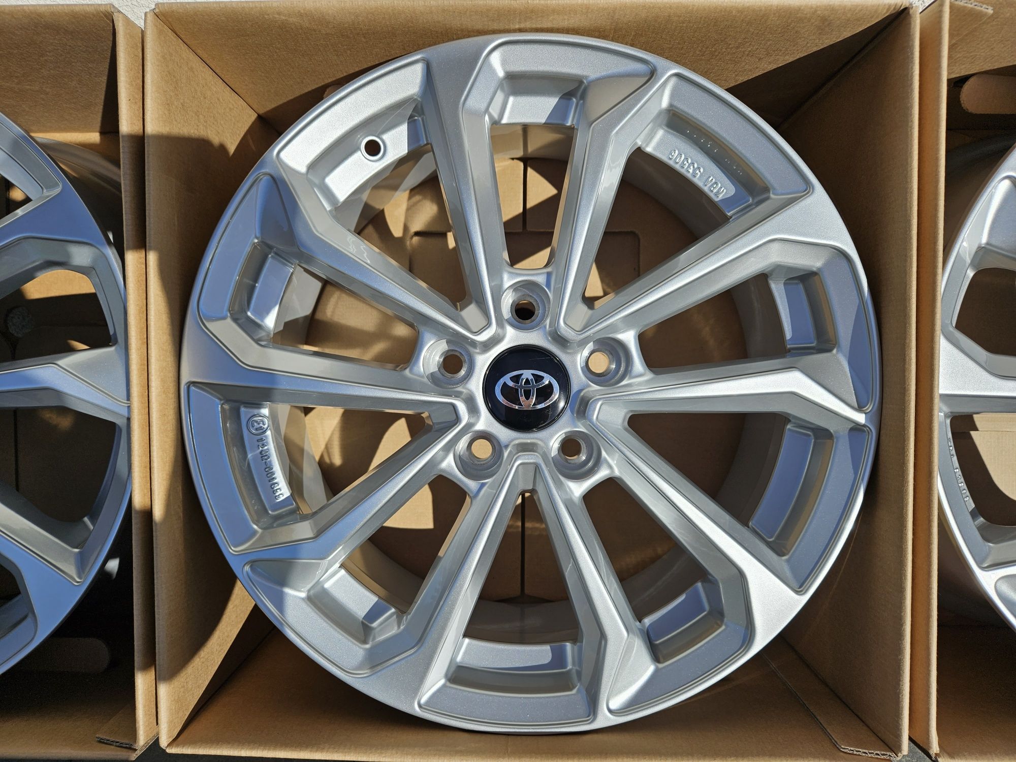 Toyota 17 " Nowe Felgi 5x114,3 Auris Corolla Yaris Cross C-HR Alufelgi