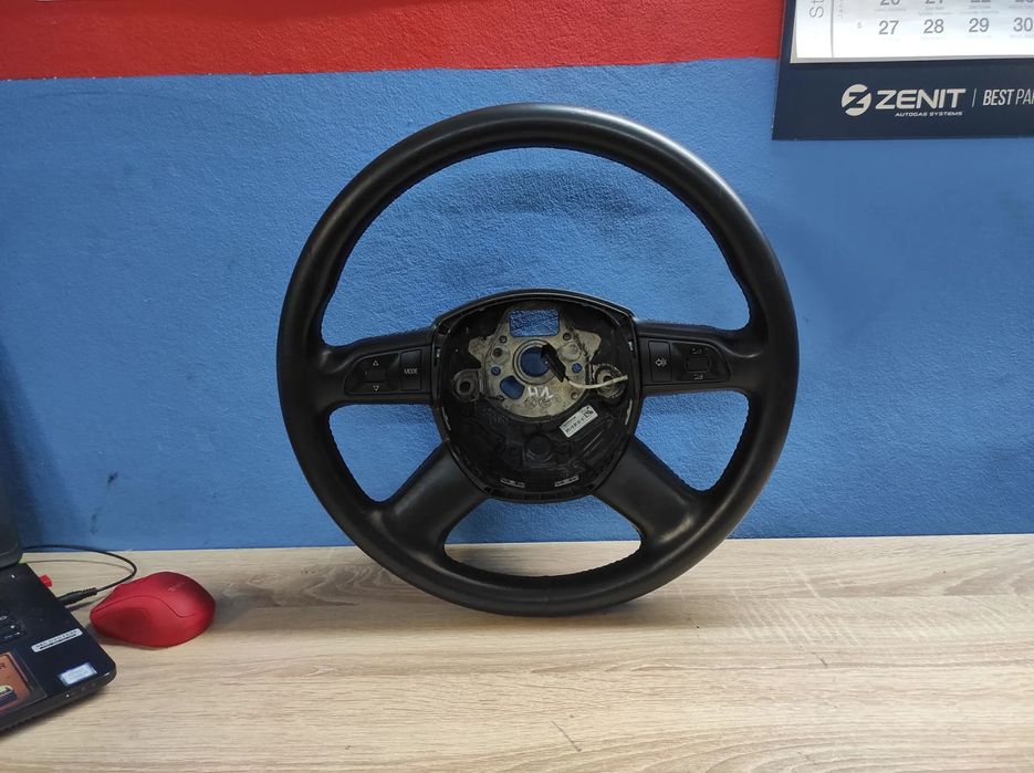 KIEROWNICA 4 RAMIENNA SKÓRZANA SKÓRA MULTIFUNKCJA S LINE ..H1.. AUDI A3 8P A4 B6 B7 A5 8T A6 C6 Q5 8R Q7 4L WYSYŁKA !!!!!