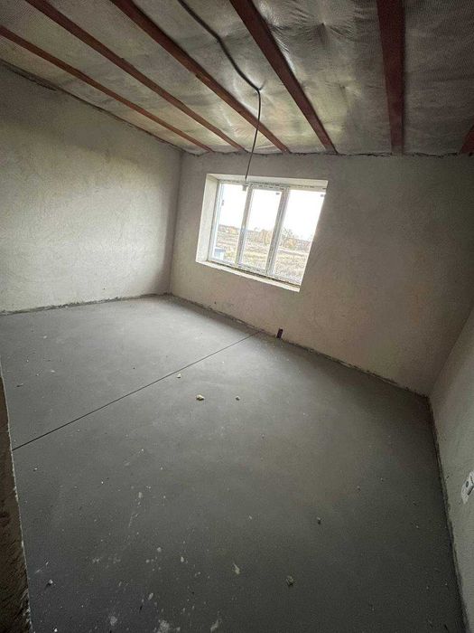 Будинок / 212м2 / біля озера / Чистовий ремонт / Без комісії