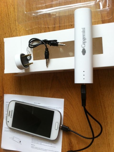 Solidny Powerbank 3500mAh z głośnikiem + kabel USB do Samsung iPhone