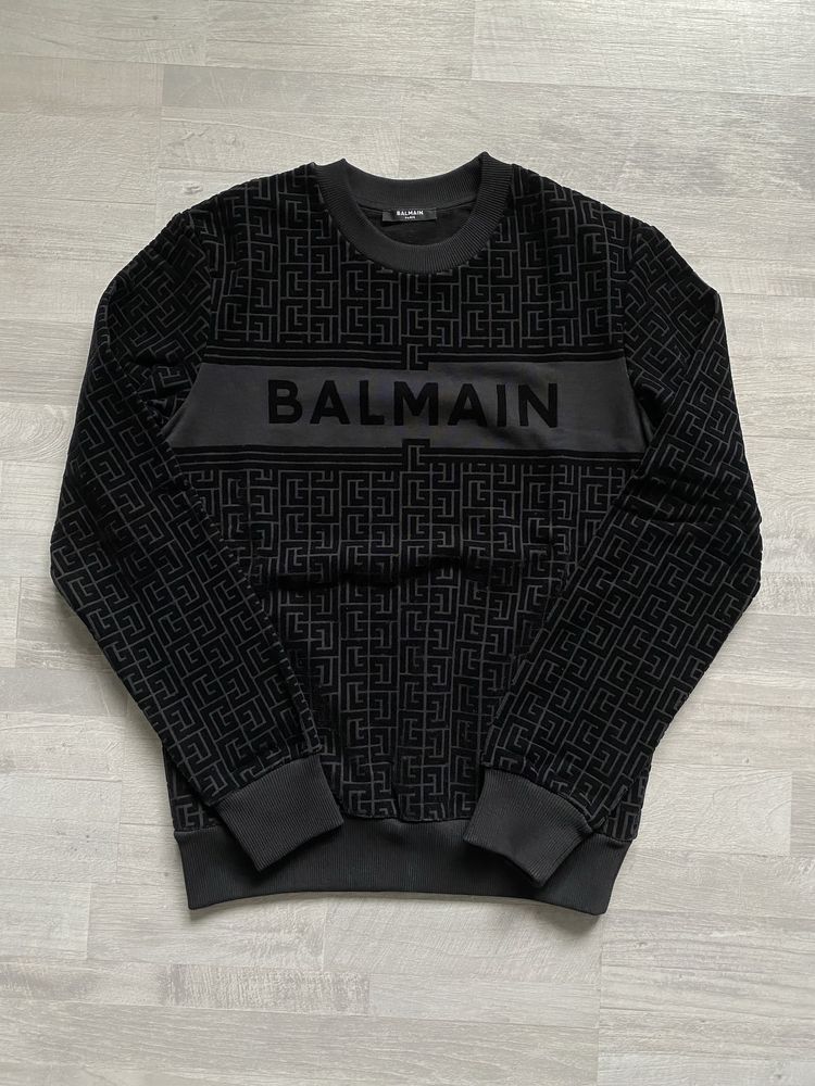 Balmain czarna bluza z aksamitnym monogramem XS