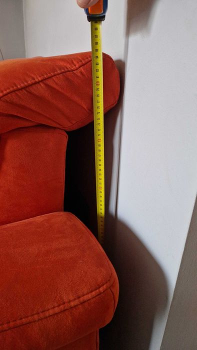 Sofa nie rozkladana. WYGODNA w dobrym stanie pomaranczowa