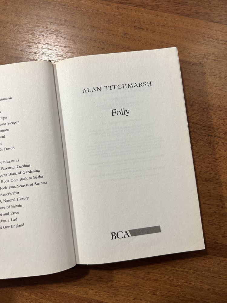 Роман англійською мовою «Folly» Alan Titchmarsh