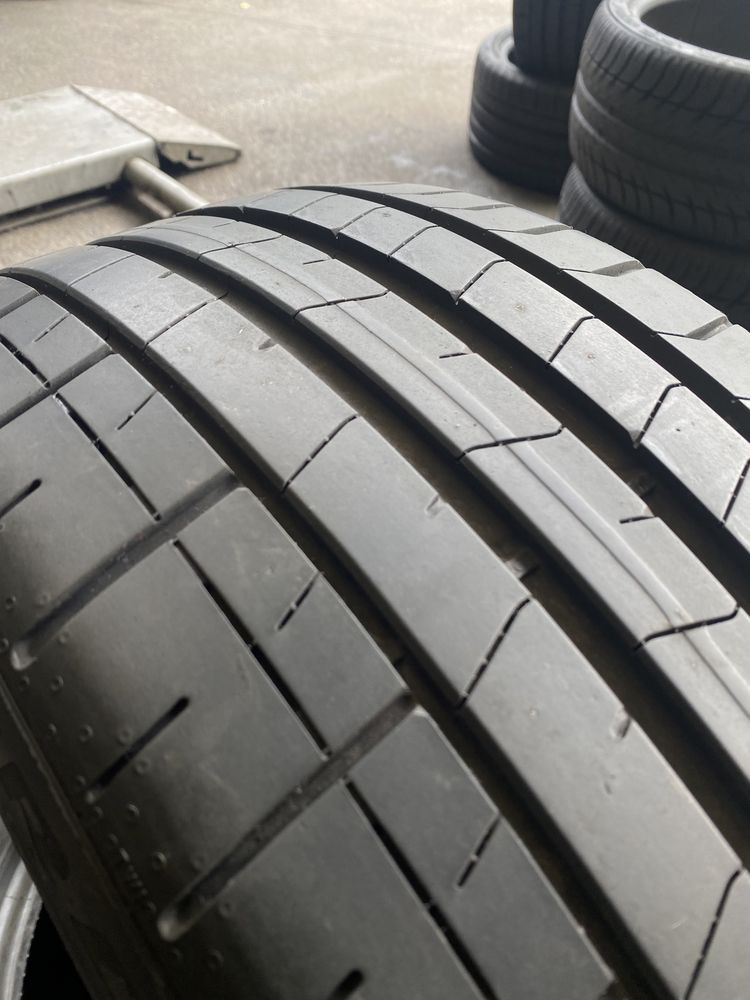 Pneus 235/35/19 Pirelli PZero