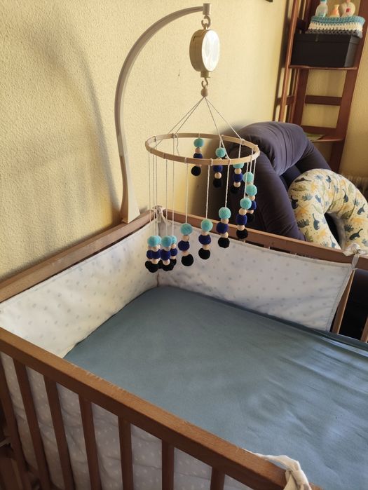 Berço de grades completo