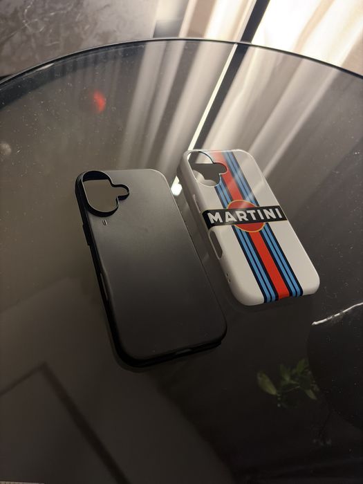 Vendo capa iphone 17 Martini