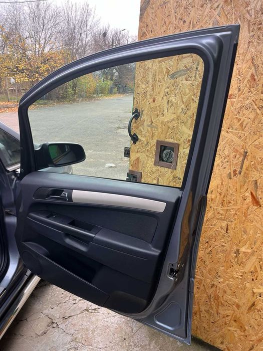 Opel  Zafira B 2008 р