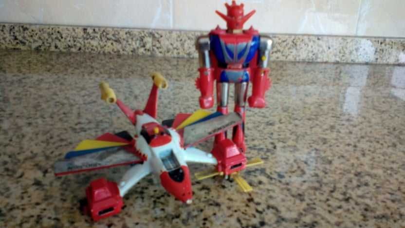 Nave Varidorin Gorenger e Shogun Warrior Dragun 1979