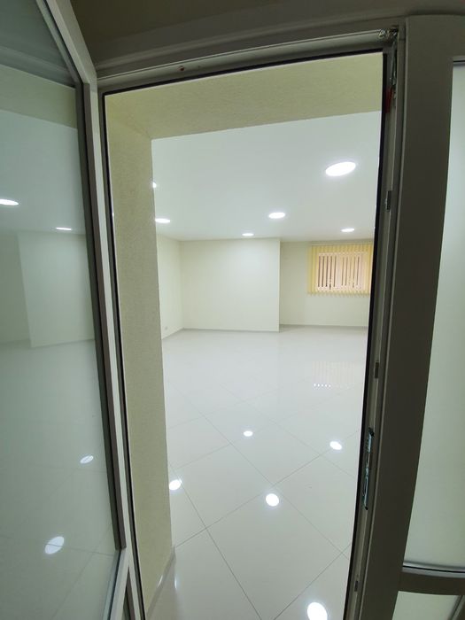 Продам  помещение .40м2 .Центр. Ирпень.ЖК Центральный.