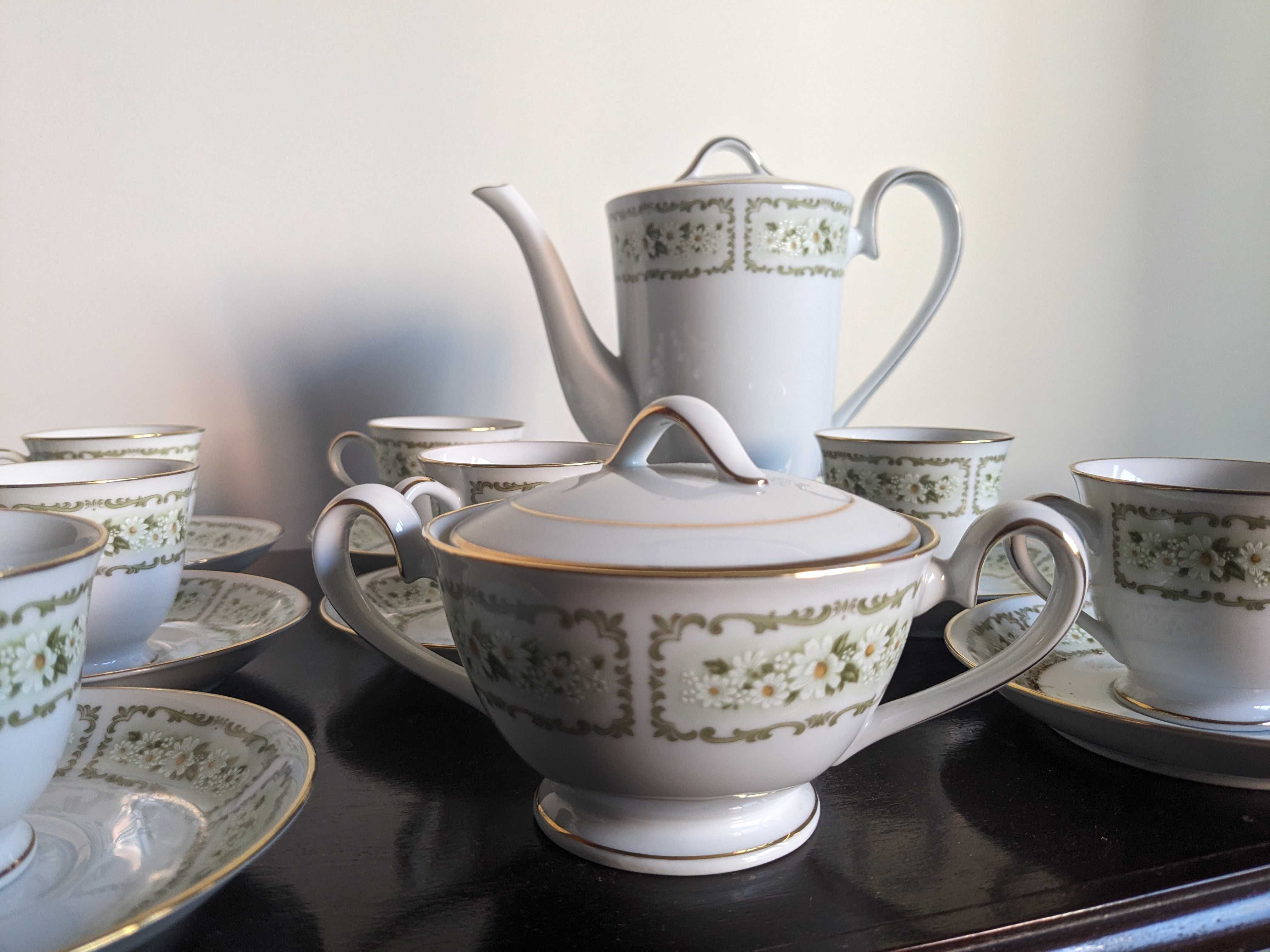 Serviço de Café completo para 12 pessoas da marca japonesa Noritake