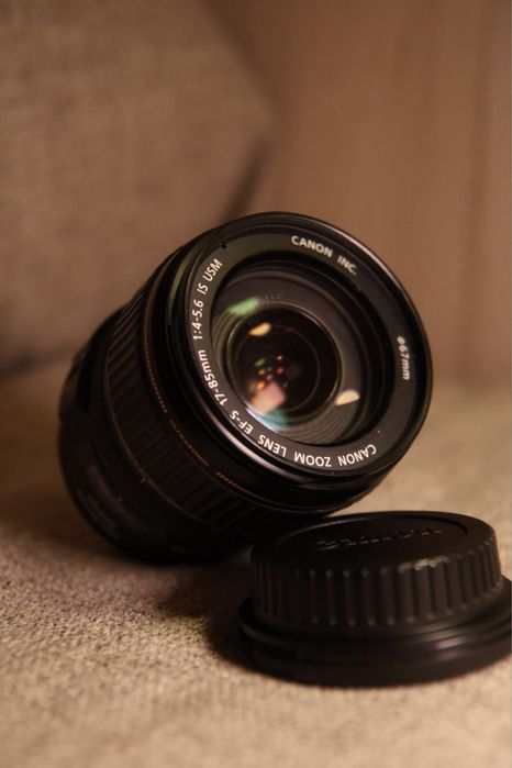 Canon EF-S 17-85mm f/4-5.6 IS USM