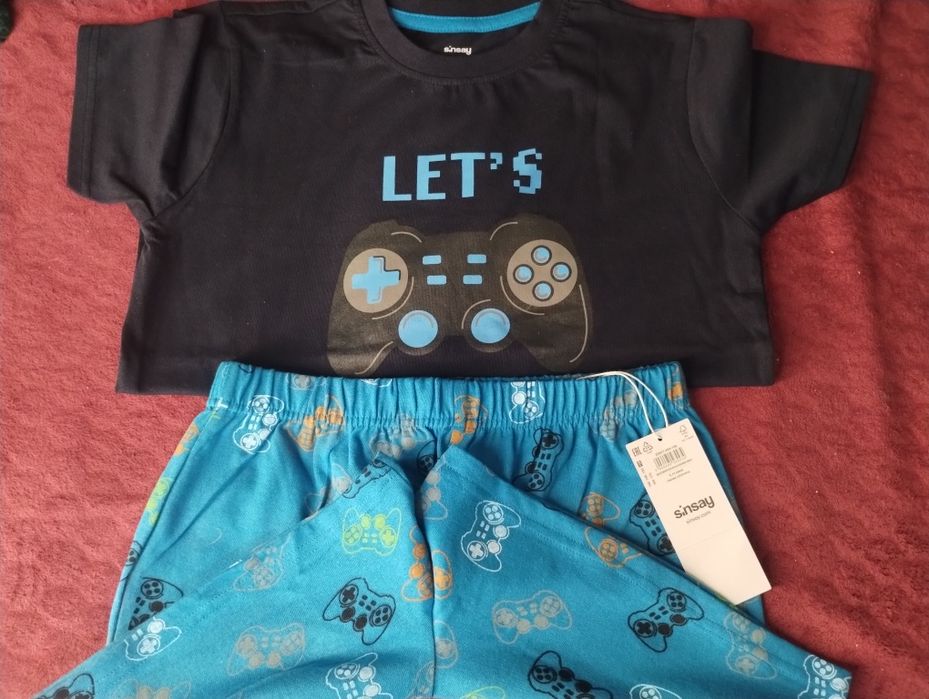 Piżama chłopięca, nowa