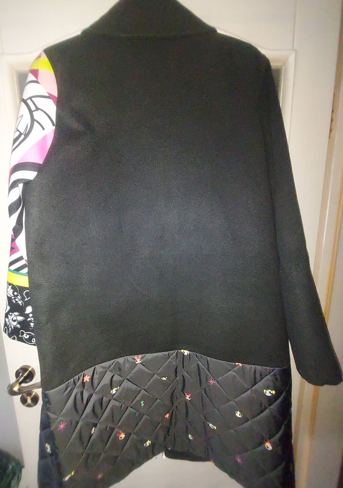Płaszcz z łączonych tkanin NAOKO POWERPUFF GIRLS BLACK XL NOWY