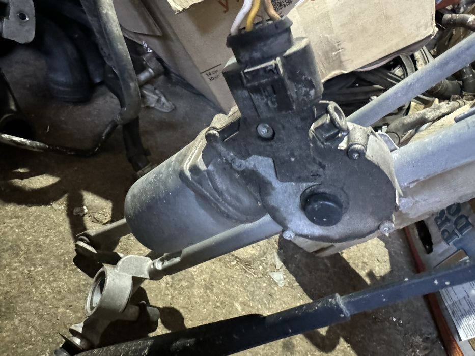 Трапеція передніх двірників Опель Зафіра Б моторчик двірників Зафіра Б