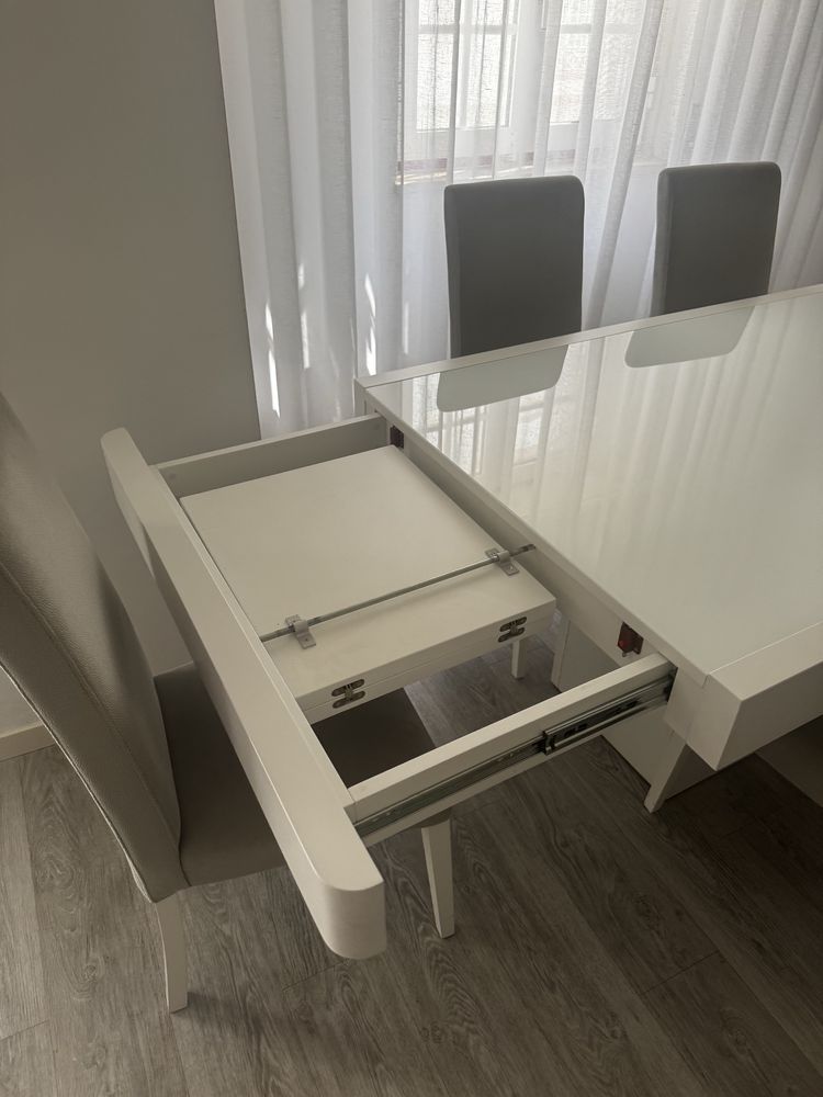 Mesa de Jantar extensivel