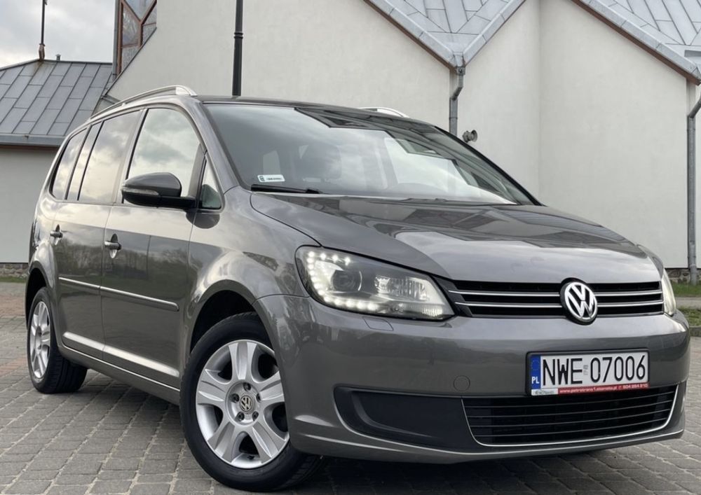 Volkswagen Touran 2.0 TDI 7 місць 2011 рік