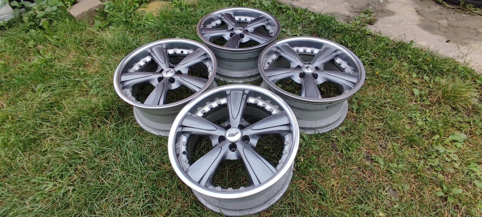 Felgi AEZ Olymp 18" 8.5 et35 5x100 A3 Bora Golf 4 Toledo Octavia GT86