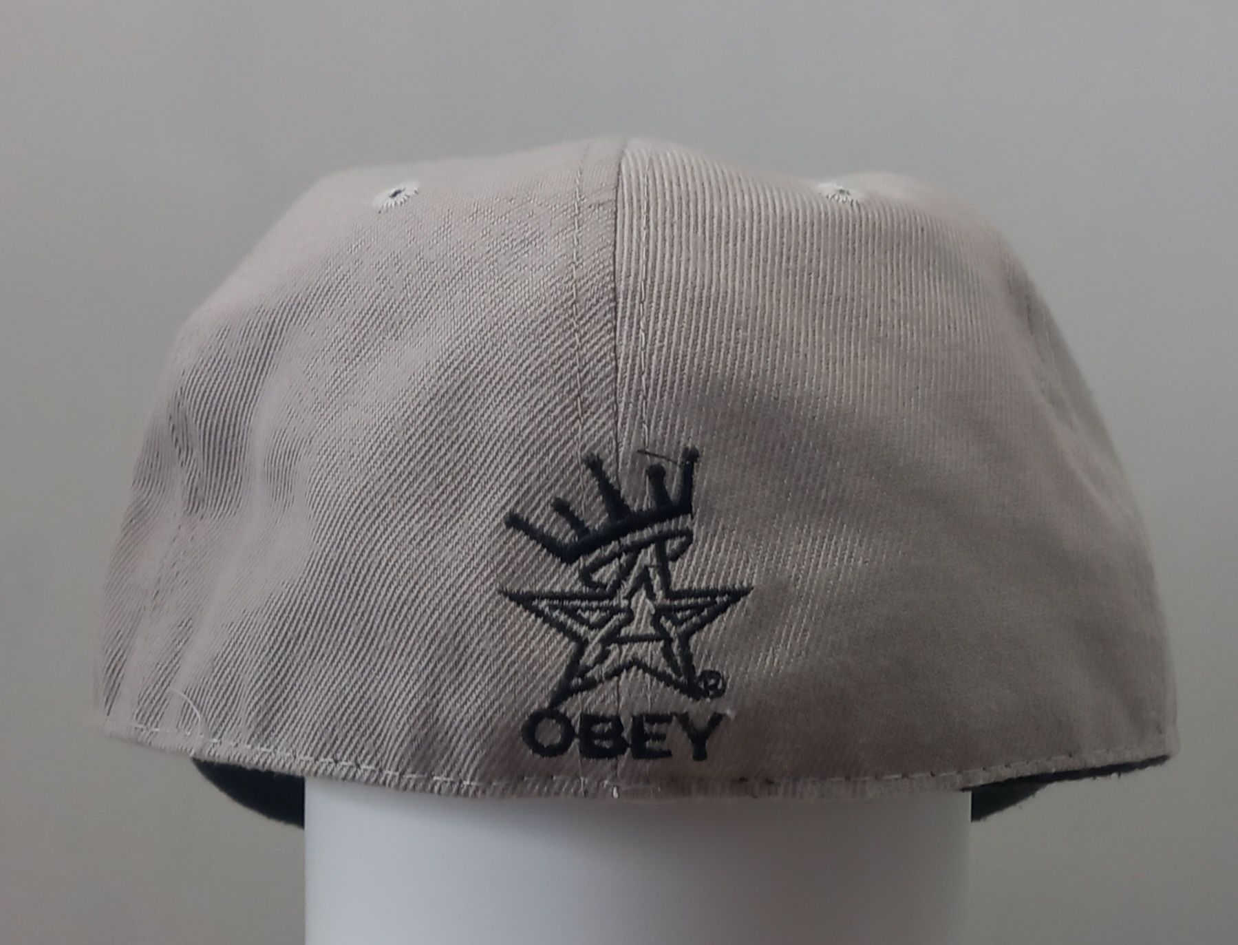 Czapka z daszkiem OBEY NewEra 58cm