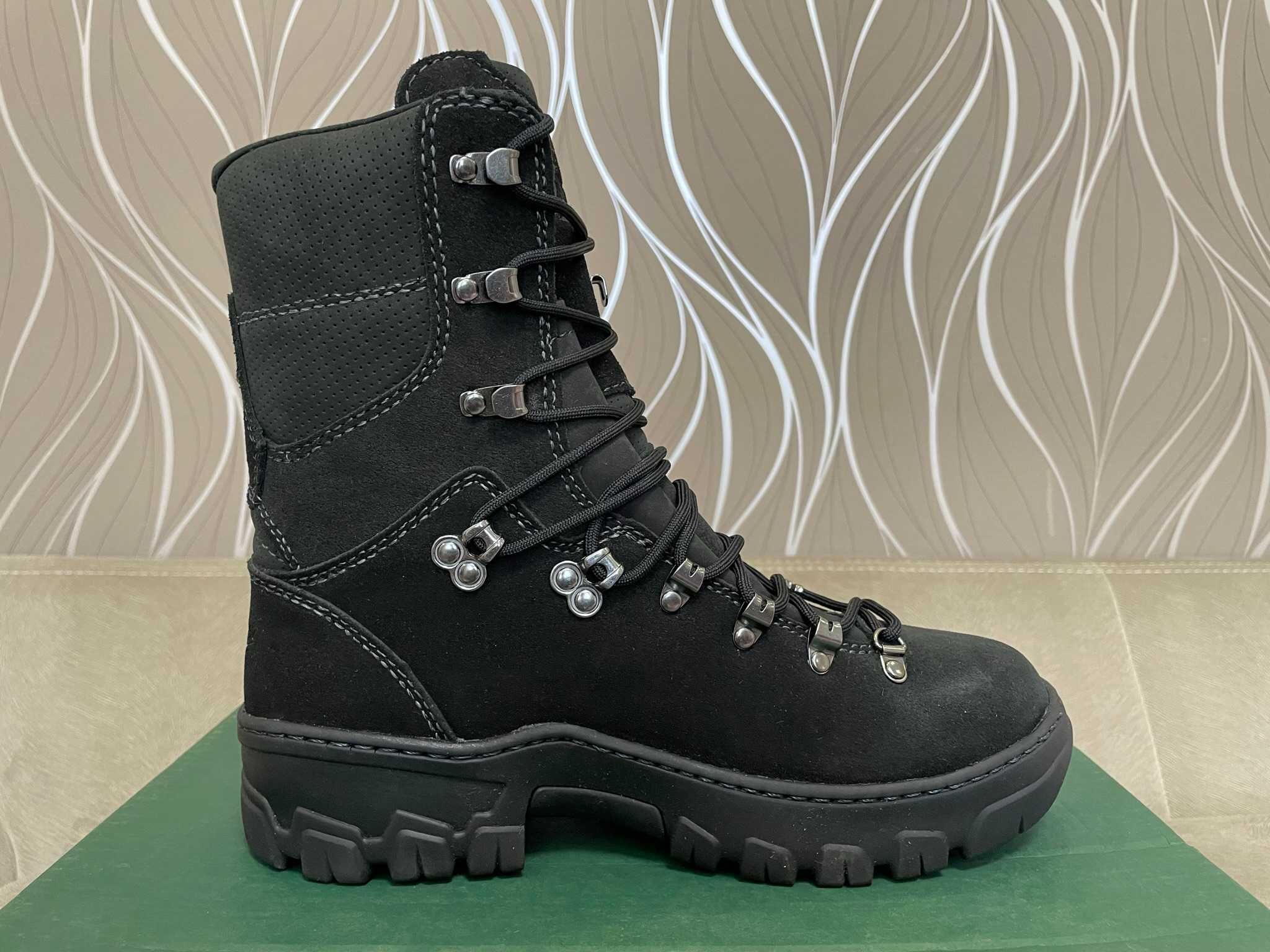 Ботінки вогнетривкі Danner Made in USA розмір 41 устілка 26 см