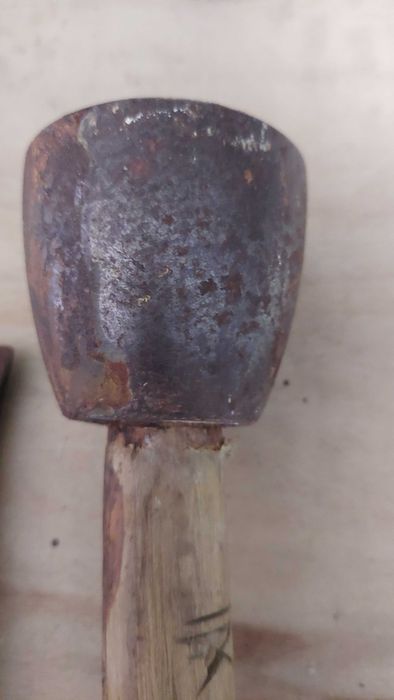 Maceta, ponteiro e escopro