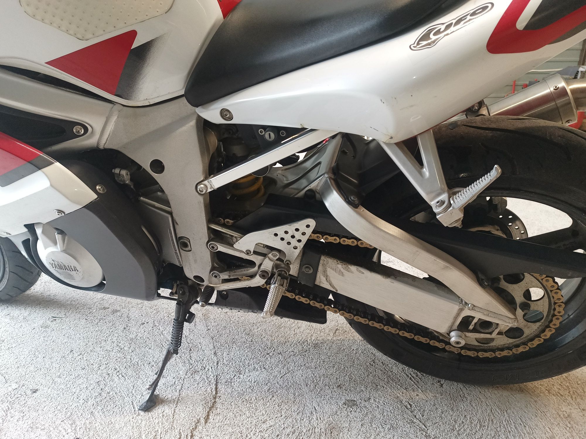 Yamaha yzf R6 RJ03 600