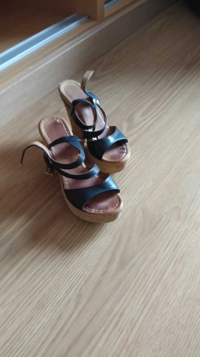 Sandália preta 35