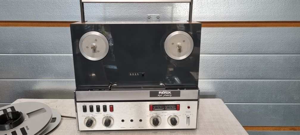 Magnetofon szpulowy REVOX A 77 High fidelity.