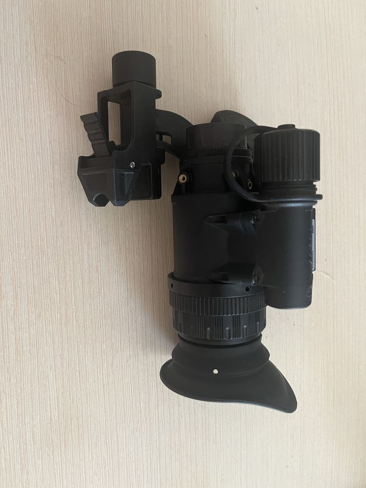 Монокуляр нічного бачення Hellcat NIB PVS-14 Green Phosphor