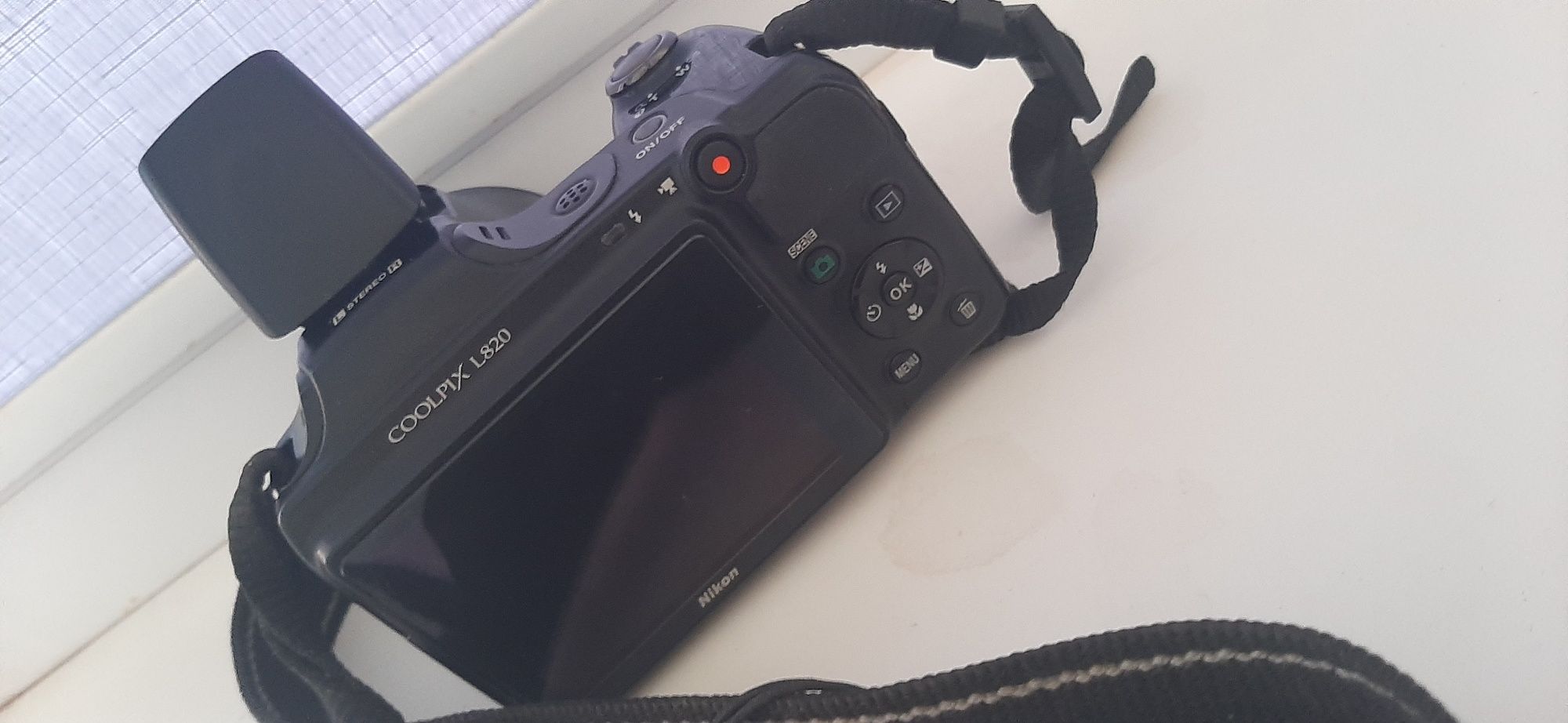 Продам фотоаппарат NIKON COOLPIX L 820