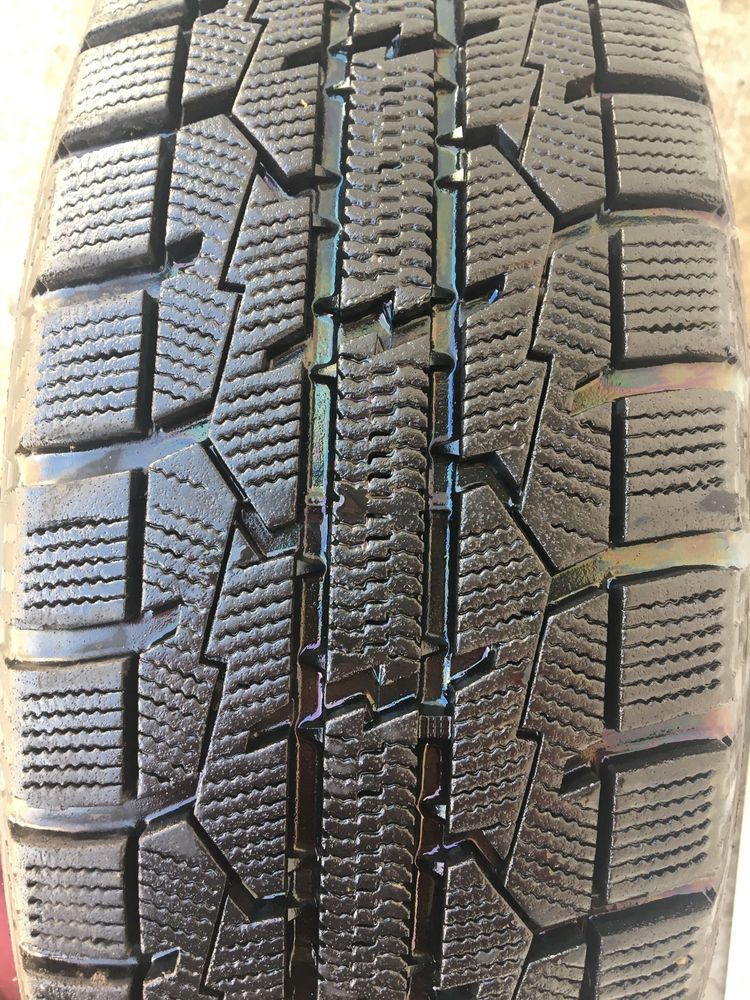 TOYO 185/65 r15 Japan