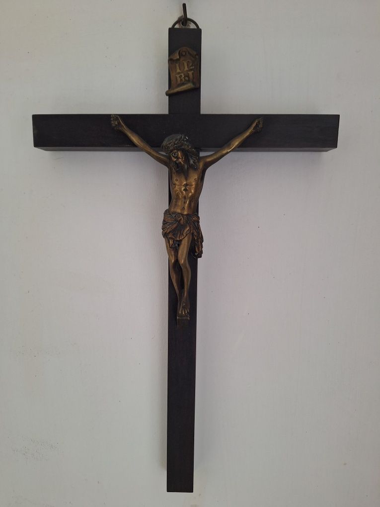 Conjunto 4 crucifixos