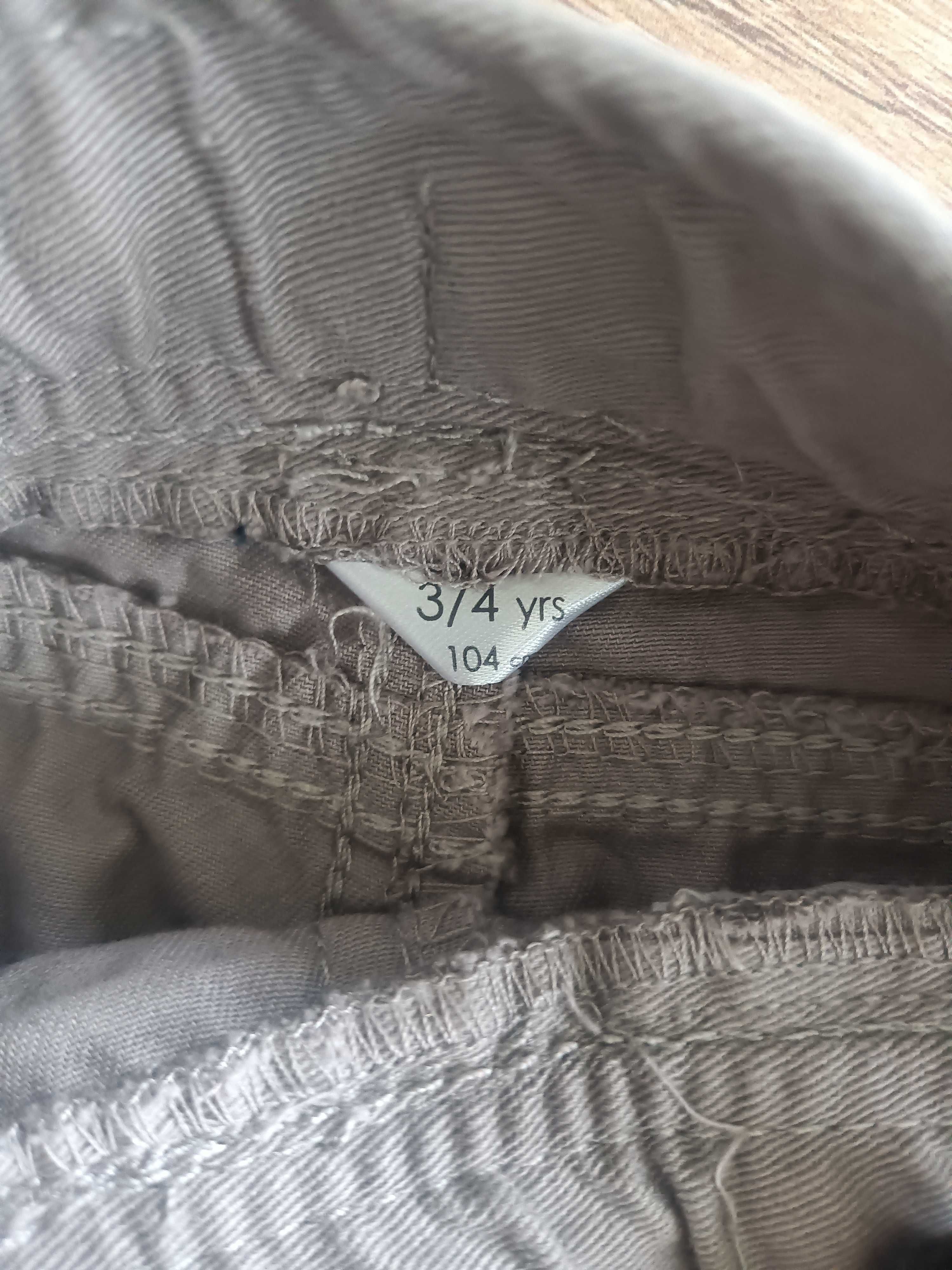 Spodnie jeansowe chłopięce 104